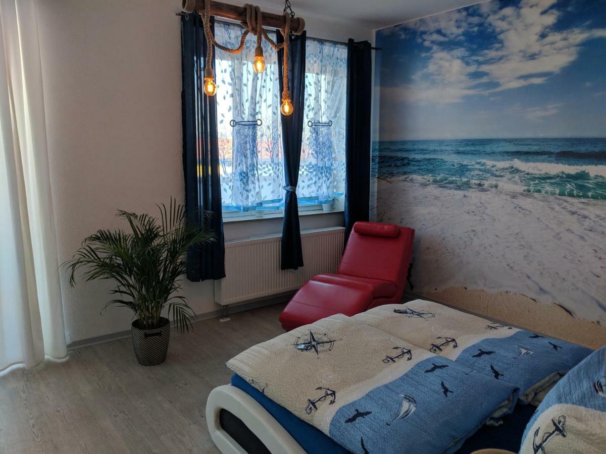 Cafe & Mehr Hotel Halle  Bagian luar foto